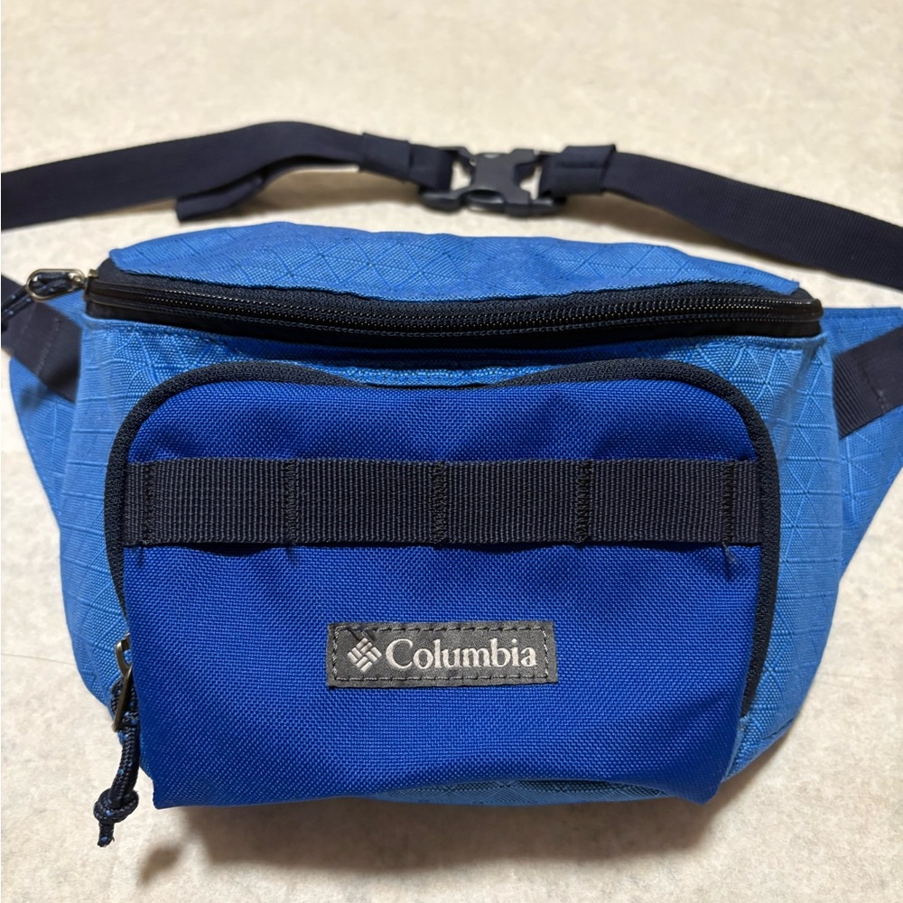 Columbia  Blue Cross Body Bag